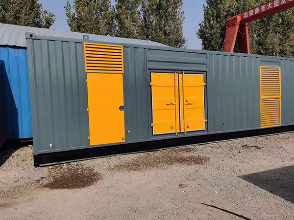 洪雅300kw 柴油发电机组用多大的空气开关？