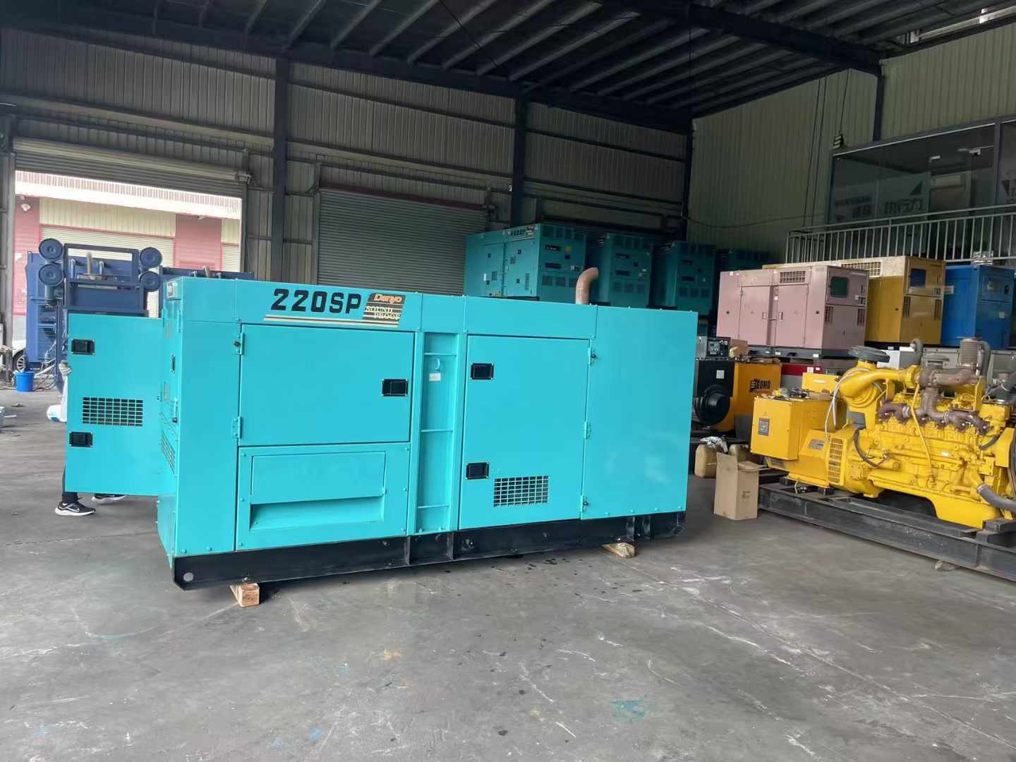 洪雅800kW 柴油发电机的输出电流波动范围是多少?