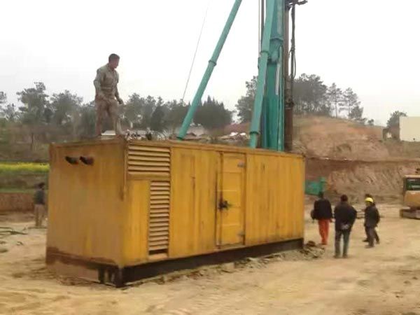 洪雅如何判断水冷式机油散热器密封件是否需要更换？